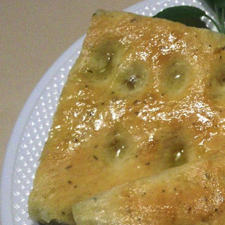 Focaccia alla salvia