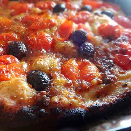 Focaccia barese