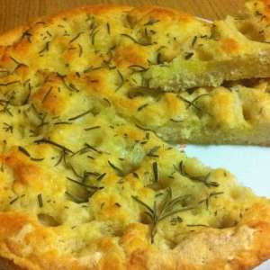 Focaccia con fiocchi di patate