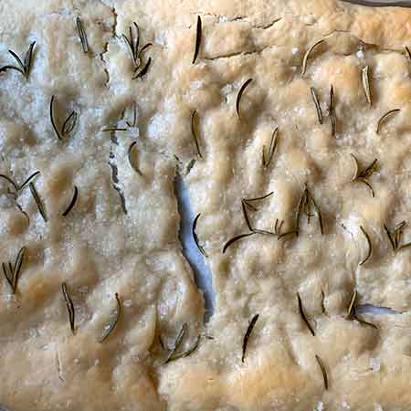 Focaccia con lievito madre e sale di Cervia