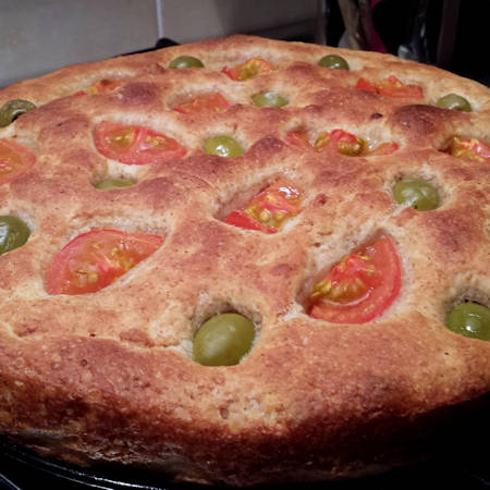 Focaccia con patata cruda senza glutine