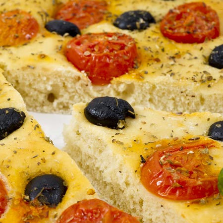 Focaccia con pomodorini