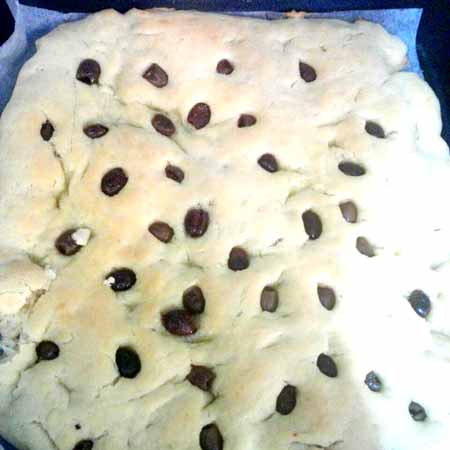 Focaccia olive taggiasche e pecorino