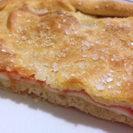 Focaccia ripiena