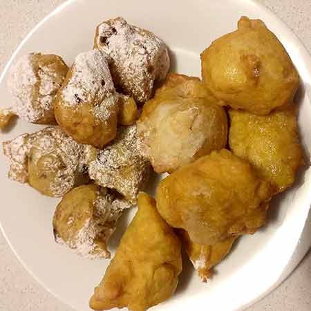 Frittelle di mele e cioccolato