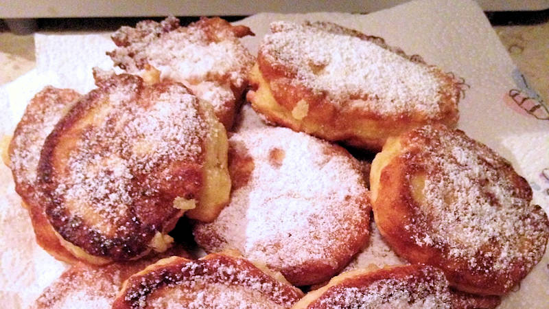 Frittelle mele e arance