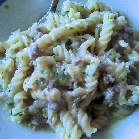 Fusilli salsiccia e zucchine