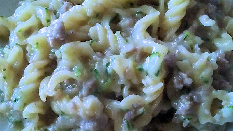 Fusilli salsiccia e zucchine