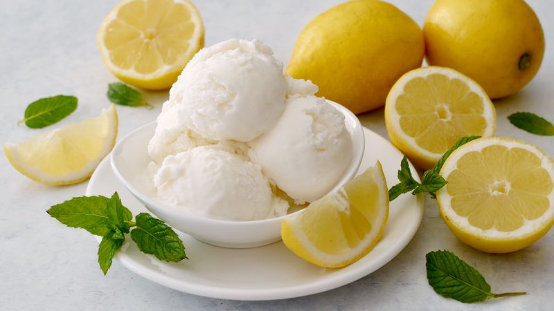 Gelato al limone senza latte