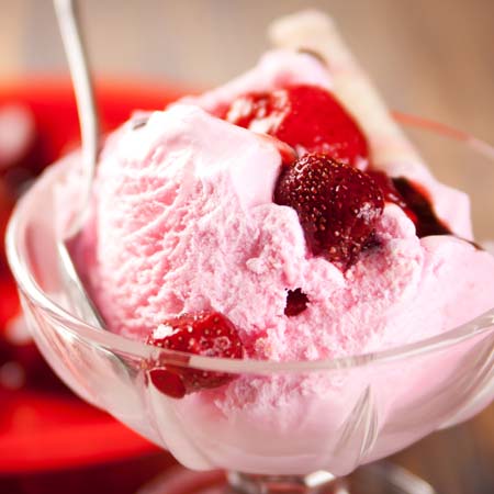 Gelato alla fragola senza uova