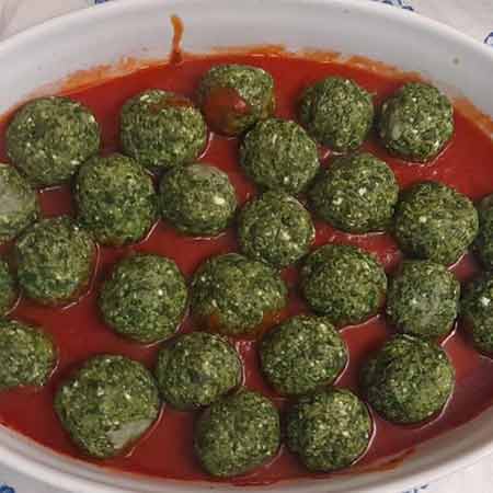 Gnudi toscani al sugo