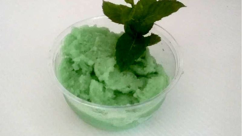 Granita alla menta fresca