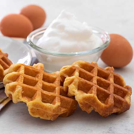 Impasto per waffle con albumi montati