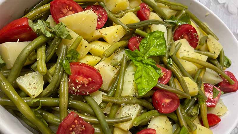 Insalata di fagiolini patate e pomodorini