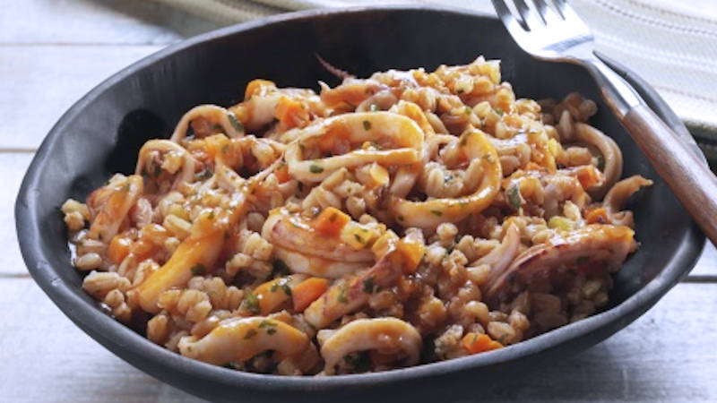 Insalata di farro e calamari