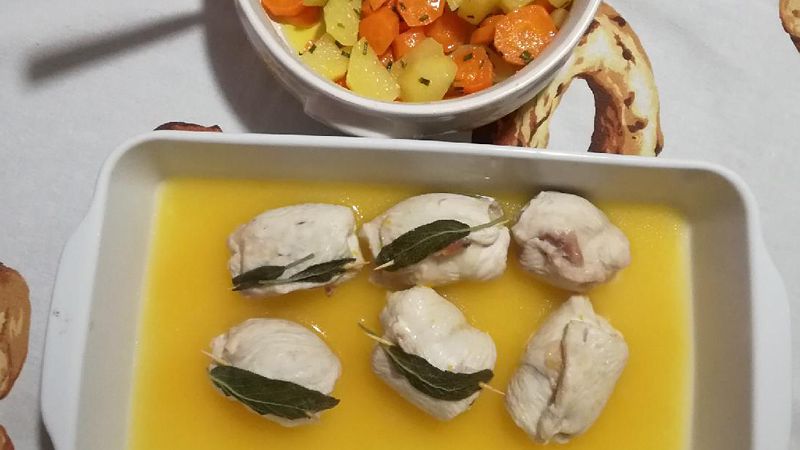 Involtini di pollo con carote e patate a Varoma