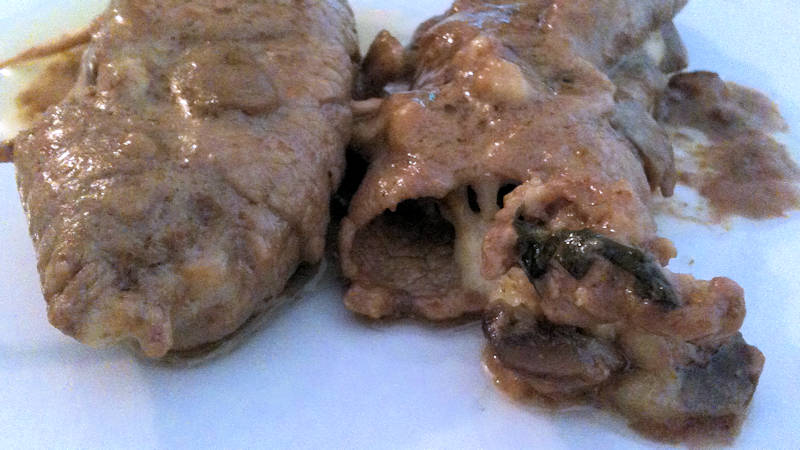 Involtini funghi e scamorza