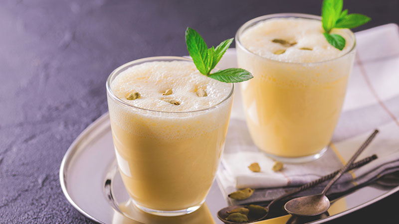 Mango lassi