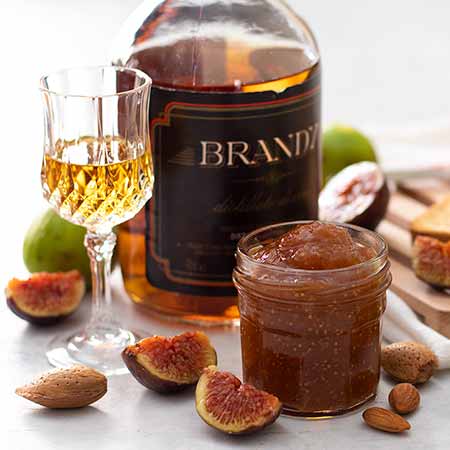 Marmellata di fichi, mandorle e brandy