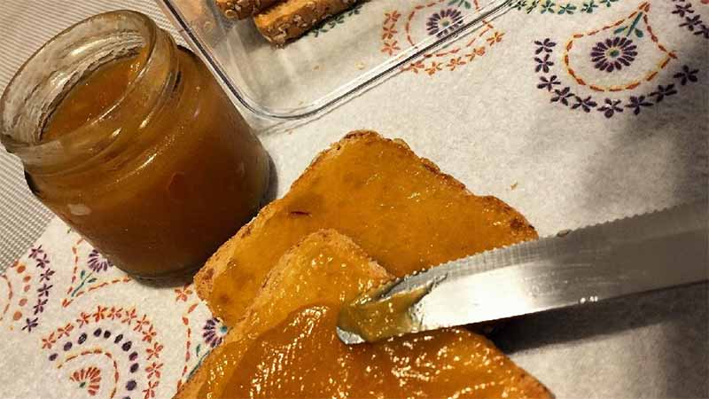 Marmellata di mele e mandarini