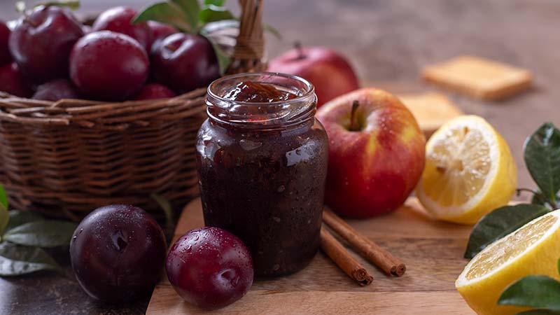 Marmellata di susine nere senza zucchero