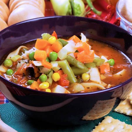 Minestrone di verdure e borlotti