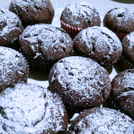 Muffin al cacao con cuore di Nutella