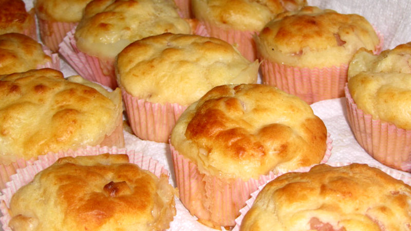 Muffin al prosciutto ed emmental