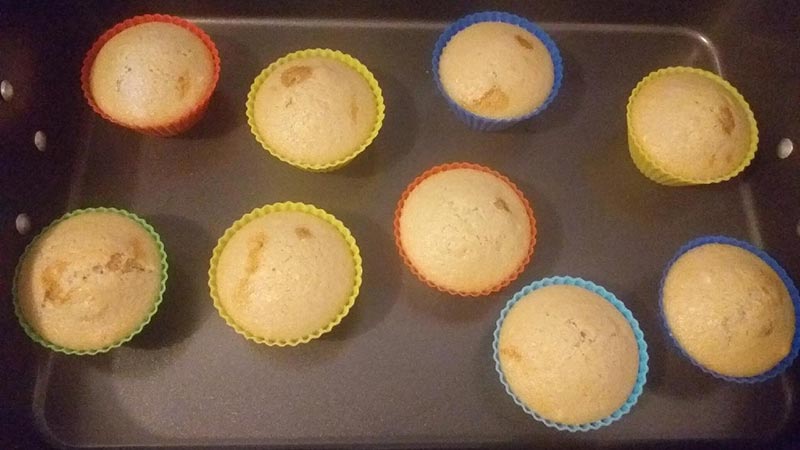 Muffin all'acqua con marmellata