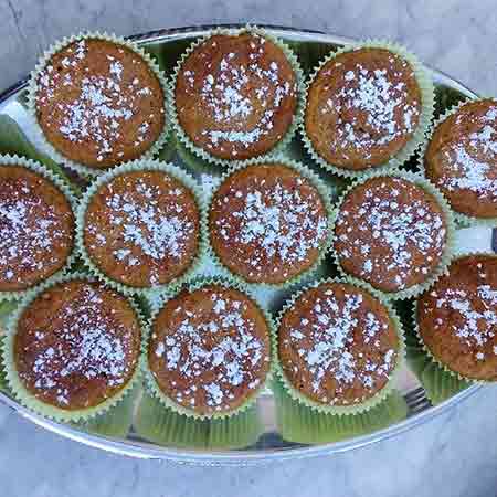 Muffin alle carote e pasta di mandorle