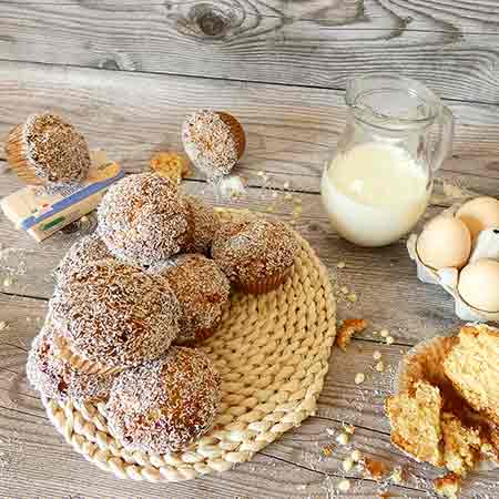 Muffin cocco e gocce di cioccolato bianco