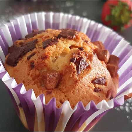 Muffin con gocce di cioccolato e nocciole