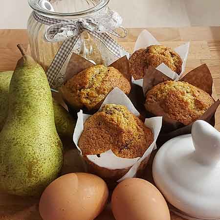 Muffin con pere frullate e cioccolato