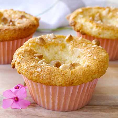 Muffin mandorle e cioccolato bianco