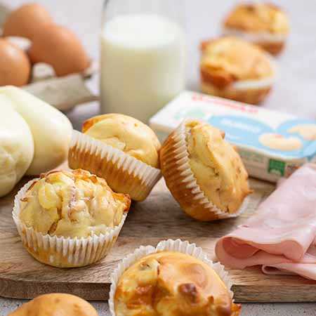 Muffin salati mortadella e scamorza