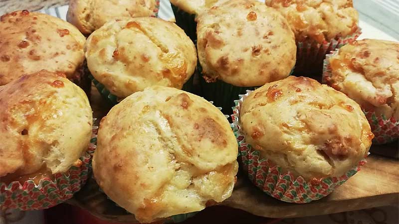 Muffin salati patate, speck e provola