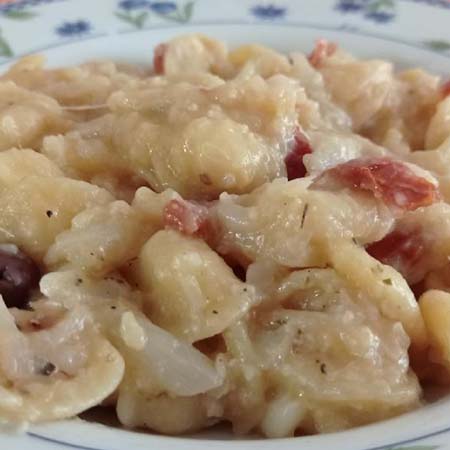 Orecchiette cavolfiore, pomodori secchi e olive