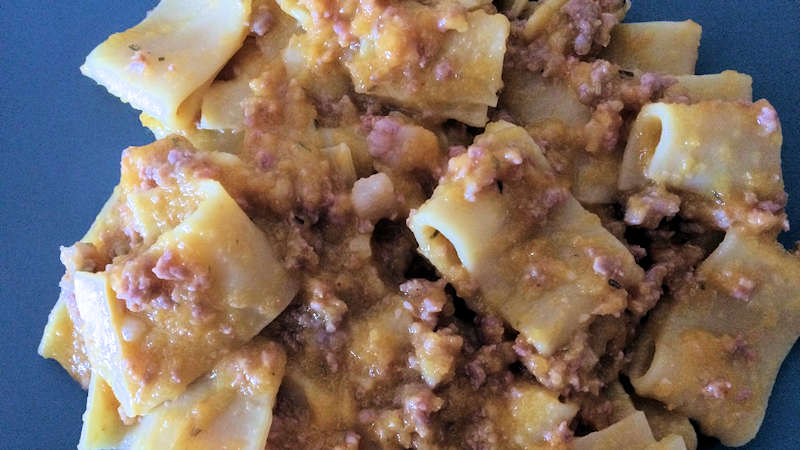 Paccheri zucca e salsiccia