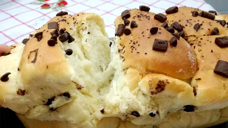 Pan brioche con gocce di cioccolato