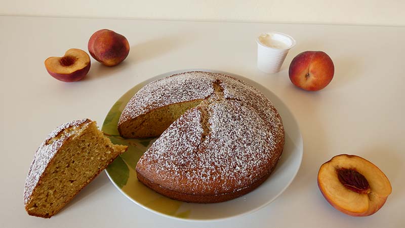 Pan di pesche alla ricotta