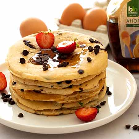 Pancake allo yogurt e gocce di cioccolato