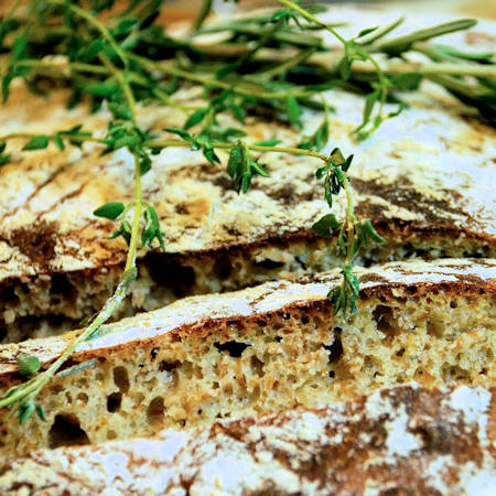 Pane integrale al rosmarino