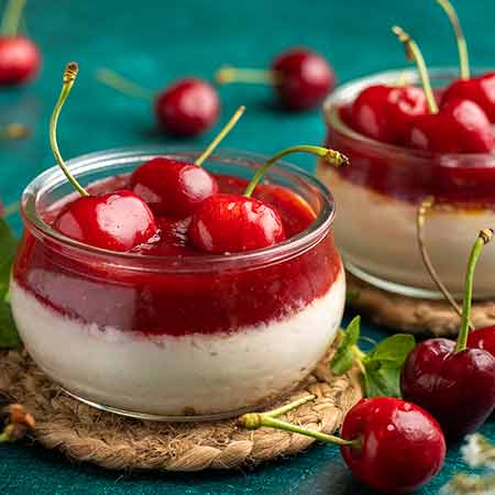 Panna cotta alle ciliegie