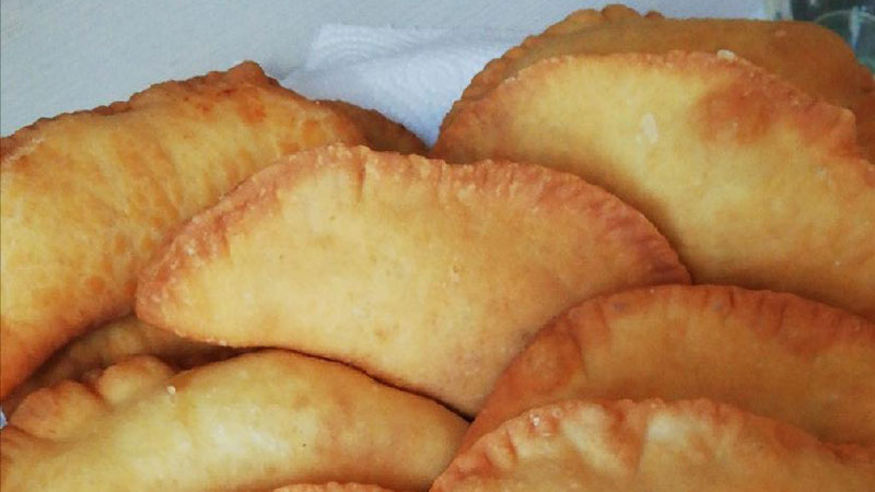 Panzerotti fritti pugliesi