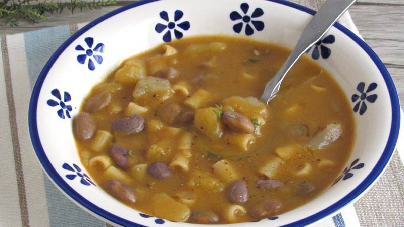 Pasta fagioli ceci e patate al rosmarino