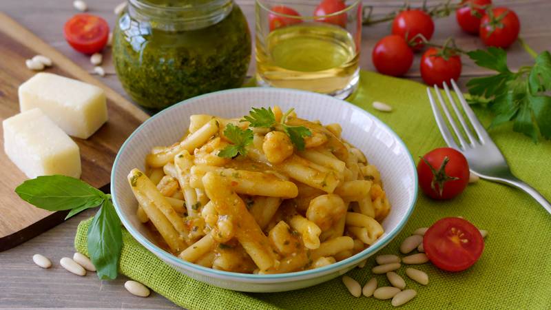 Pasta risottata pesto e gamberetti