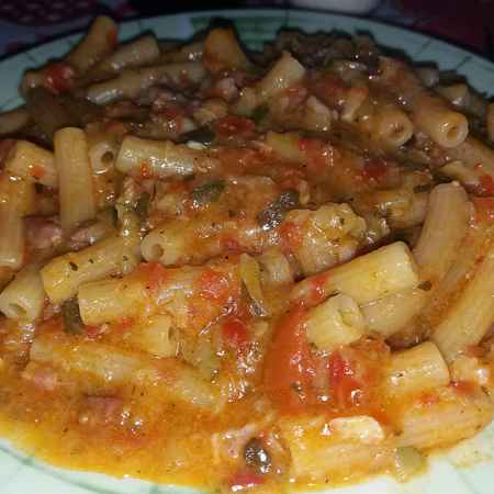 Pasta risottata pomodorini, pancetta e zucchine