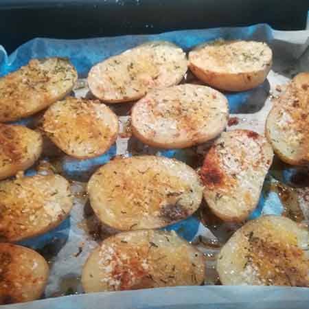 Patate gratinate al forno