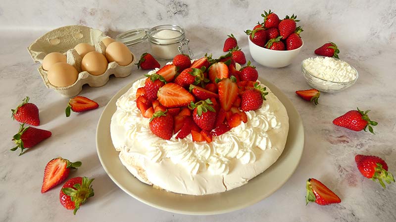 Pavlova alle fragole