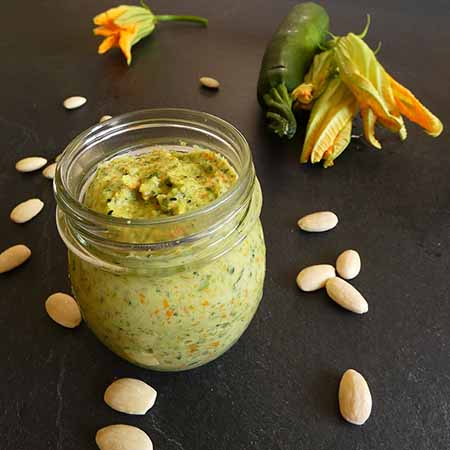 Pesto cotto di zucchine e fiori di zucchina